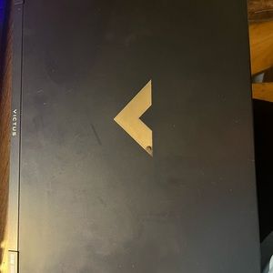 Gaming laptop. I5 512gb.